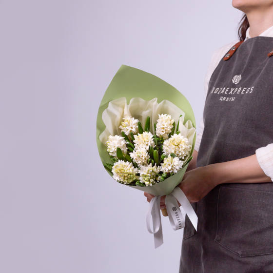 заказать букет Белые гиацинты