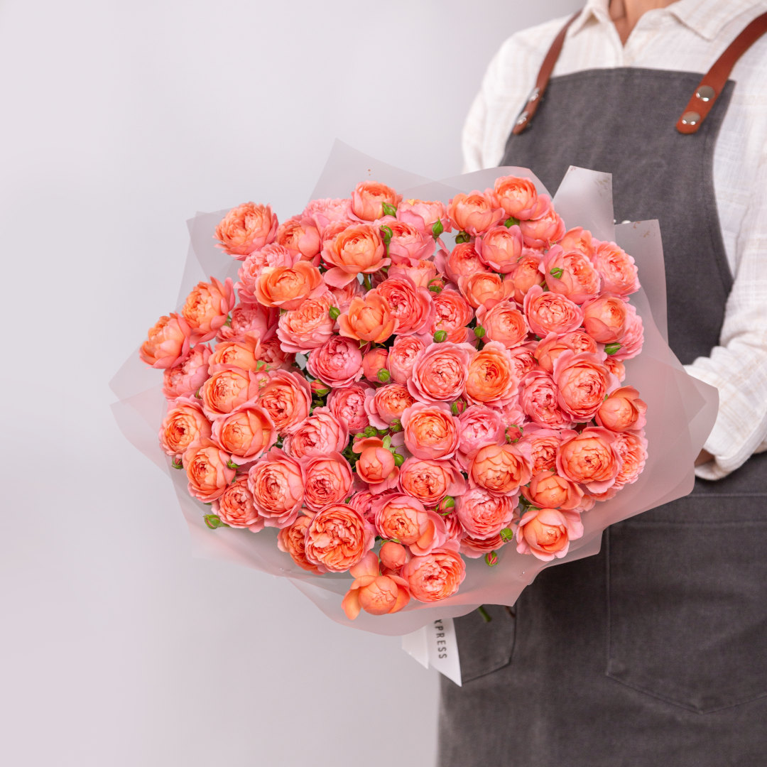 заказать букет 15 кустовых роз Джульетта